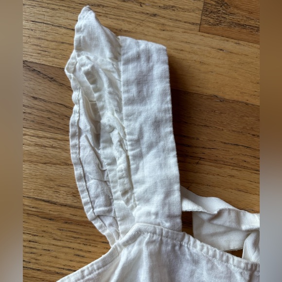 New Look white flowy crop tank NWT - Picture 2 of 4